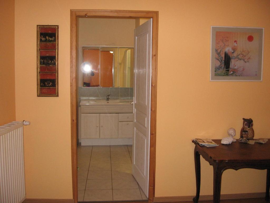 Chez Robert Et Catherine Dompierre-sur-Mont Pokoj fotografie